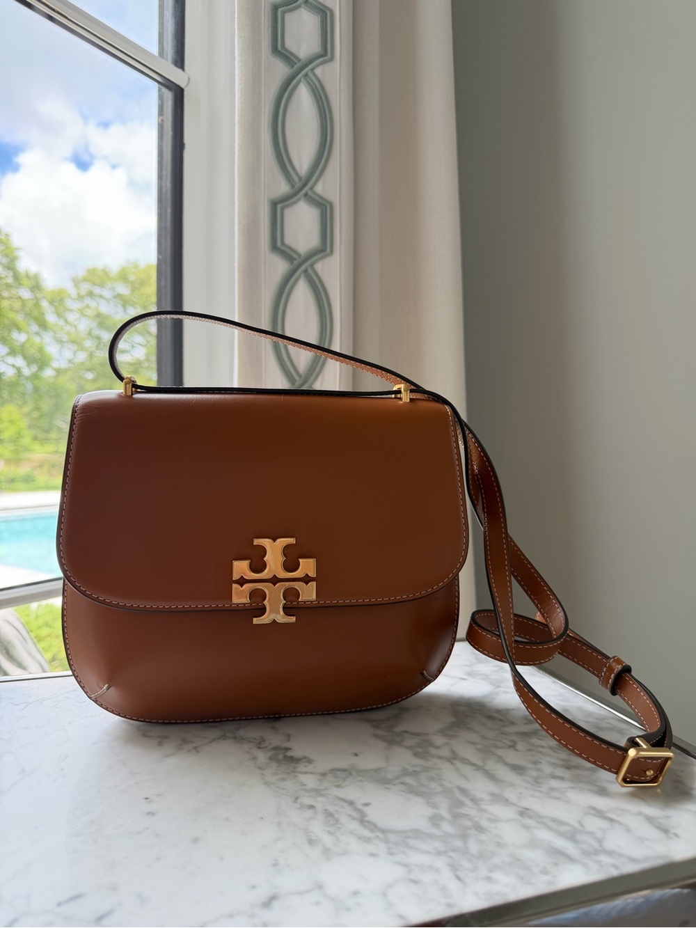 Tory Burch Brown Leather Shoulder Bag Gold Logo Cognac Crossbody
